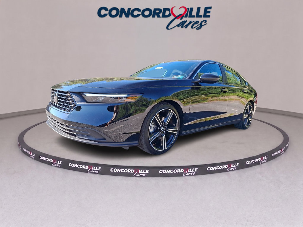 Used 2025 Honda Accord Sport image 3