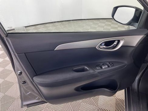 Used 2015 Nissan Sentra SV image 15