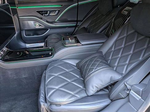 Used 2022 Mercedes-Benz Maybach S 580 4MATIC image 17