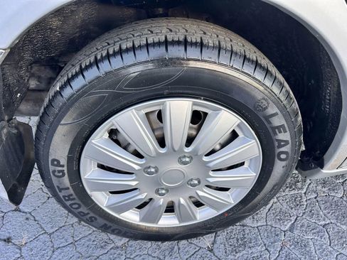 Used 2003 Toyota Avalon XL image 30