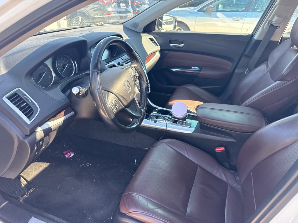Used 2017 Acura TLX w/ Technology Package FWD image 7