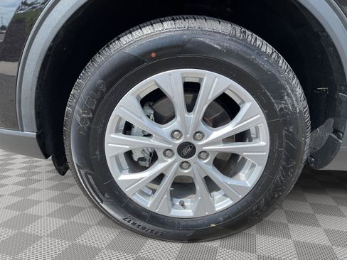 Used 2025 Ford Escape Active AWD/4WD image 19