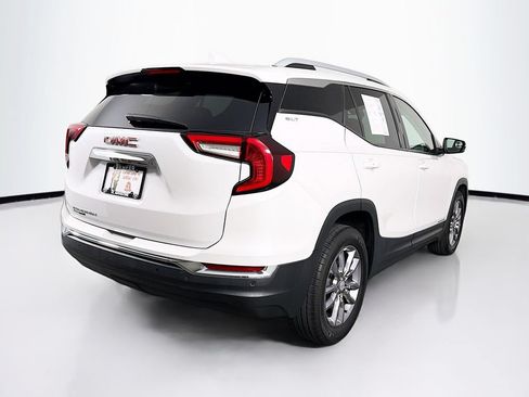 Used 2023 GMC Terrain SLT w/ LPO, Floor Liner Package FWD image 10