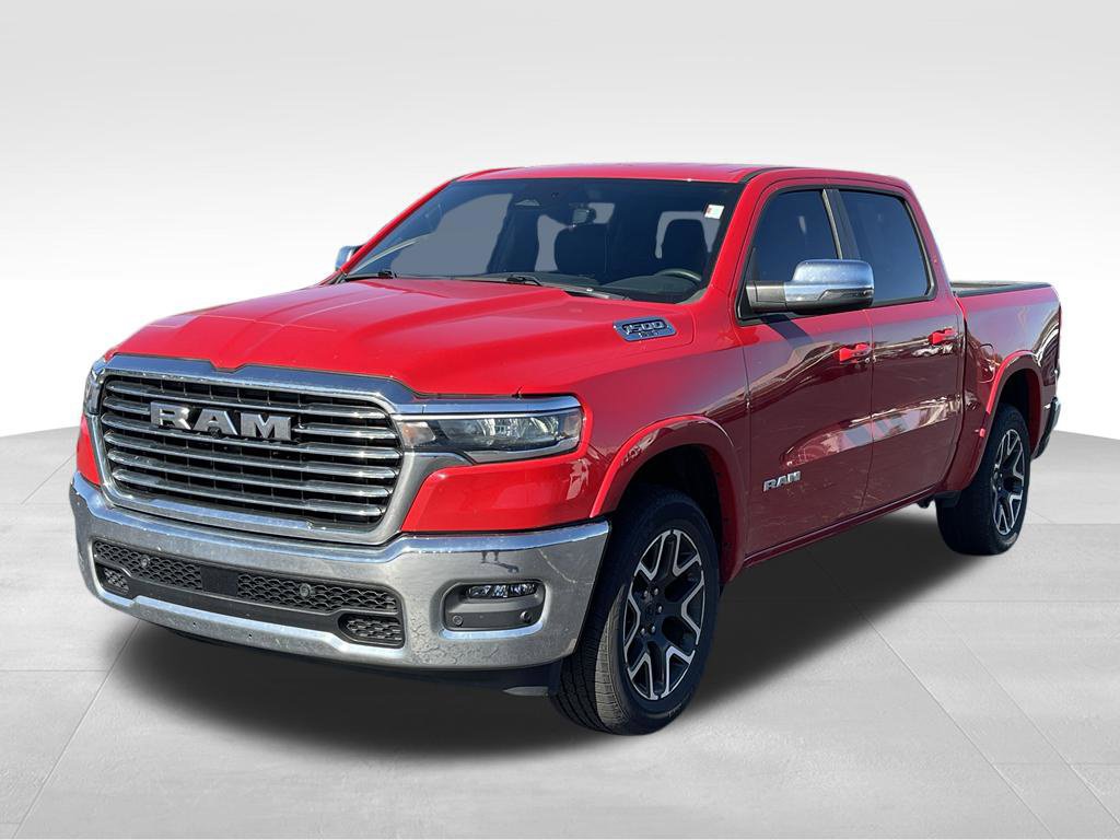 Used 2025 RAM 1500 Laramie AWD/4WD image 2