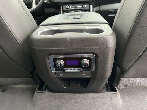 Used 2021 Chevrolet Tahoe Z71 image 29