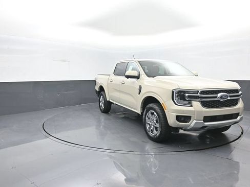 New 2026 Ford Ranger Lariat w/ FX4 Off-Road Package AWD/4WD image 2