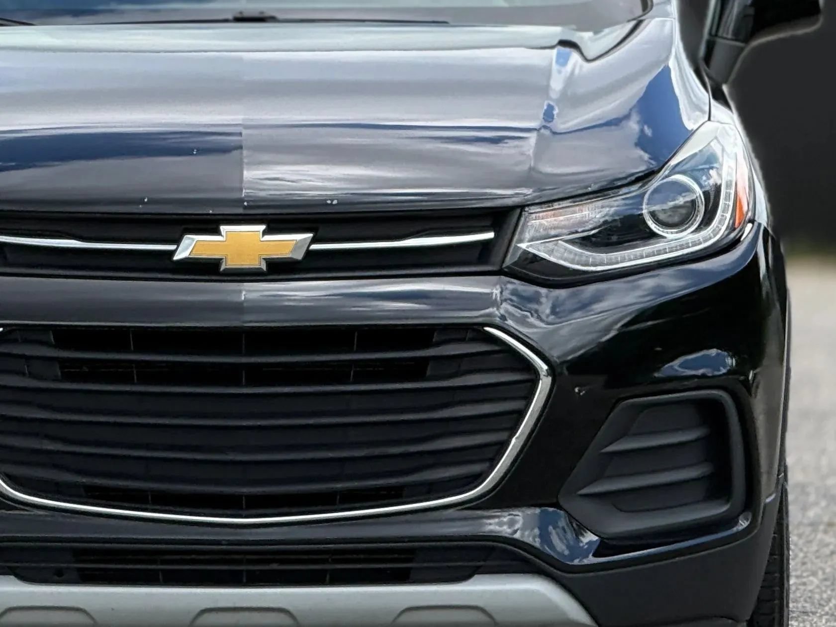 Used 2021 Chevrolet Trax LT FWD image 12
