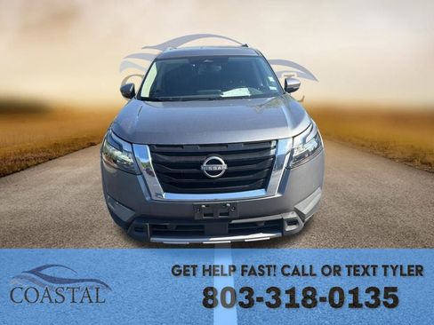 Certified 2025 Nissan Pathfinder SL FWD image 17