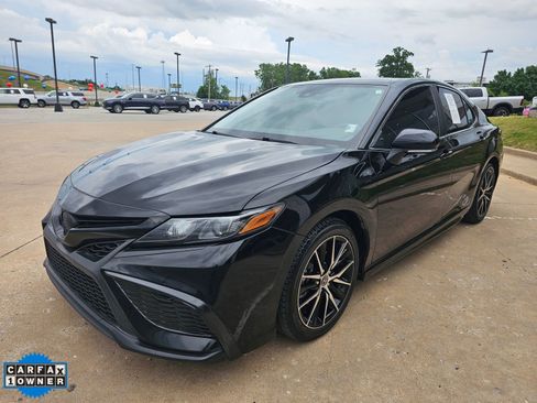 Used 2023 Toyota Camry SE w/ Convenience Package AWD/4WD image 7