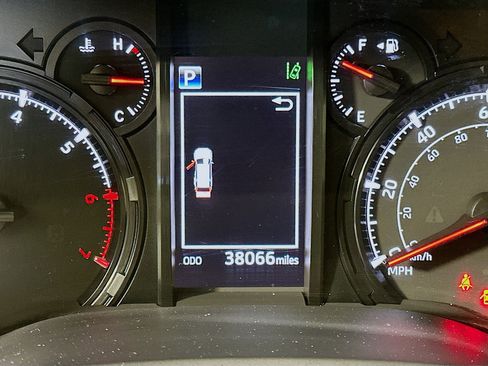 Used 2024 Toyota 4Runner SR5 image 18