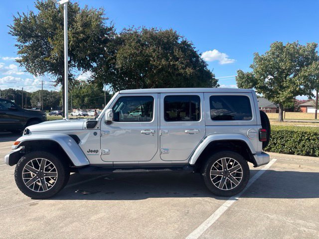 Used 2024 Jeep Wrangler High Altitude AWD/4WD image 8