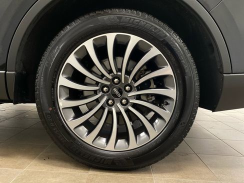 Used 2023 Lincoln Aviator Reserve w/ Equipment Group 201A image 26