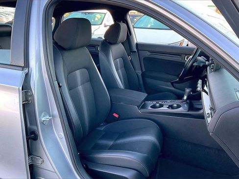 Used 2024 Honda Civic Sport image 7