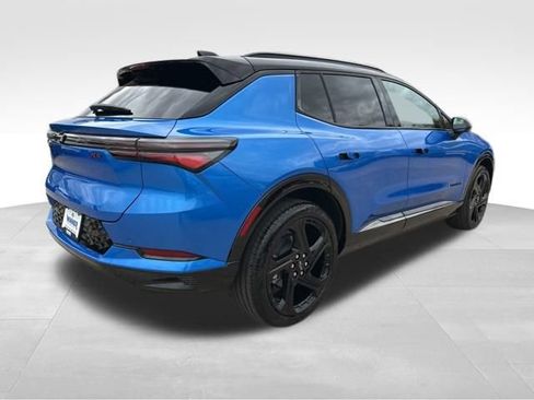 New 2026 Chevrolet Equinox EV RS image 5