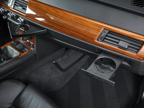 Used 2008 BMW M5 image 58