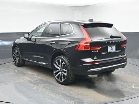 Used 2023 Volvo XC60 B5 Ultimate w/ Protection Package Premier image 6