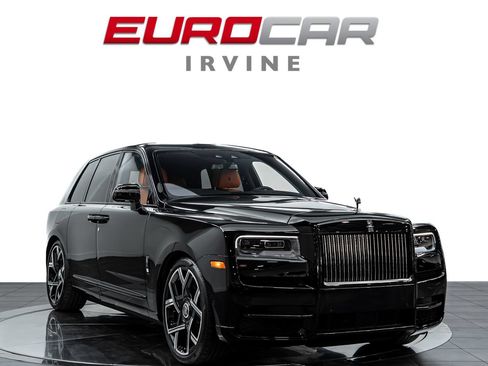 Used 2022 Rolls-Royce Cullinan Black Badge AWD/4WD image 9