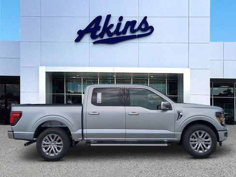 New 2026 Ford F150 XLT w/ Equipment Group 302A MID RWD image 1