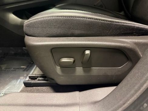 Certified 2023 Buick Envision Essence FWD image 15