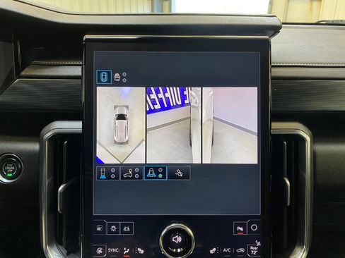 Used 2025 GMC Acadia Elevation image 48