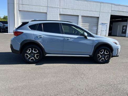 Used 2020 Subaru Crosstrek Hybrid w/ Moonroof Package w/Navigation AWD/4WD image 6