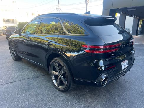 Used 2023 Genesis GV70 2.5T w/ Sport Prestige Package AWD/4WD image 3