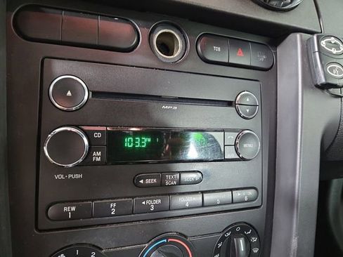 Used 2009 Ford Mustang GT image 17