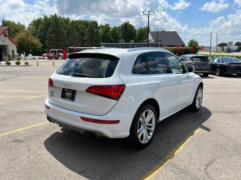 Used 2015 Audi SQ5 Premium Plus w/ Technology Package AWD/4WD image 3