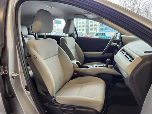 Used 2021 Honda HR-V LX image 15