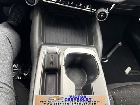 New 2025 Chevrolet Equinox EV LT w/ Comfort Package image 23