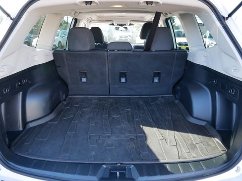 Used 2022 Subaru Forester Premium image 18