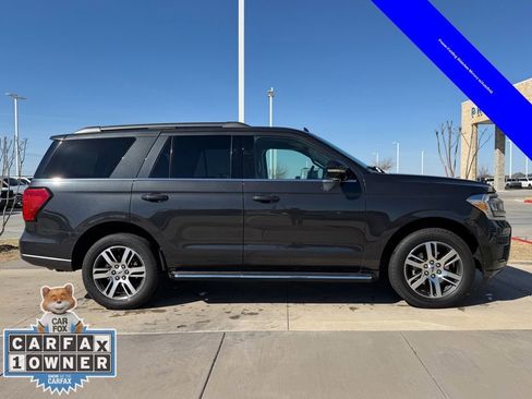 Used 2023 Ford Expedition XLT image 21