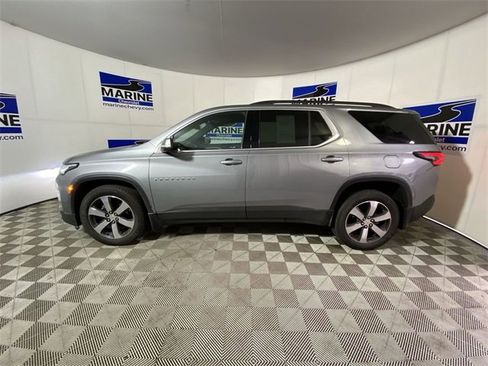Used 2023 Chevrolet Traverse LT w/ LT Premium Package image 13