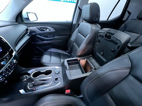 Used 2020 Chevrolet Traverse RS AWD/4WD image 31