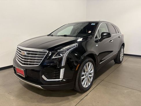 Used 2017 Cadillac XT5 Platinum AWD/4WD image 7