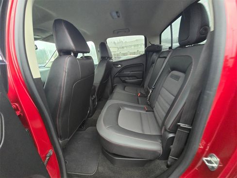 Used 2018 GMC Canyon All Terrain image 12