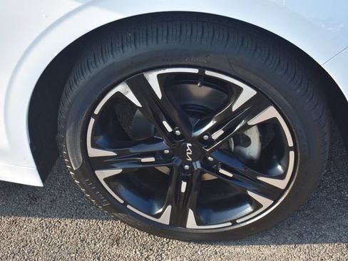 Used 2024 Kia K5 GT-Line w/ GT-Line Premium Package FWD image 11