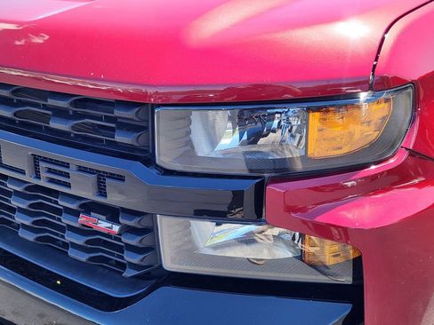 Used 2020 Chevrolet Silverado 1500 Custom Trail Boss w/ Custom Convenience Package AWD/4WD image 9
