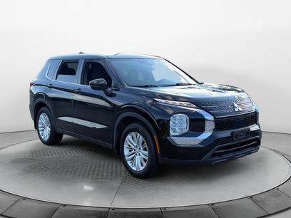 Used 2022 Mitsubishi Outlander ES