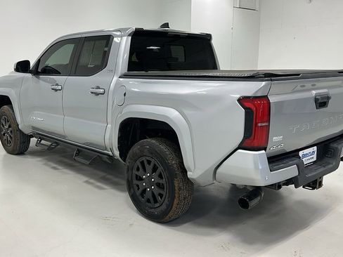 Used 2024 Toyota Tacoma SR5 image 3