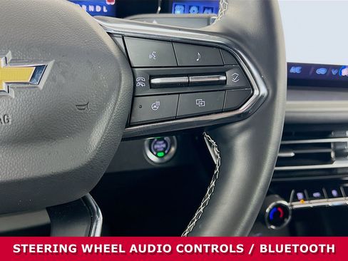 Certified 2025 Chevrolet Traverse LT image 16