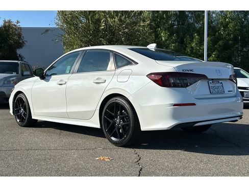 Certified 2026 Honda Civic Sport image 3