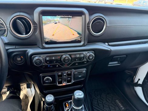 Used 2023 Jeep Wrangler Sahara w/ Cold Weather Group image 36