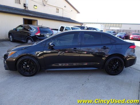 Used 2020 Toyota Corolla SE FWD image 8