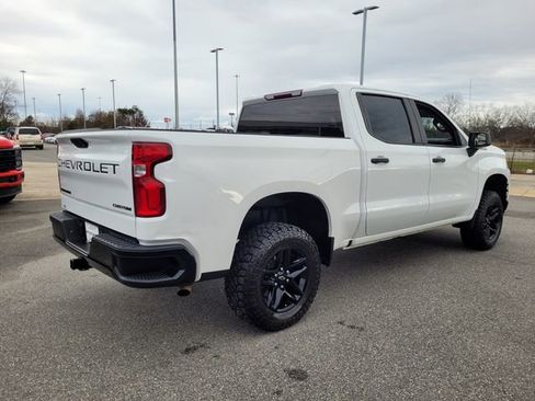 Used 2022 Chevrolet Silverado 1500 Custom Trail Boss w/ LPO, Dark Essentials Package image 11