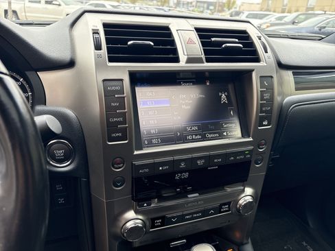 Used 2021 Lexus GX 460 Premium image 29