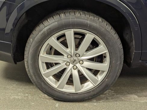 Used 2016 Volvo XC90 T6 Momentum w/ Momentum Plus Package image 13