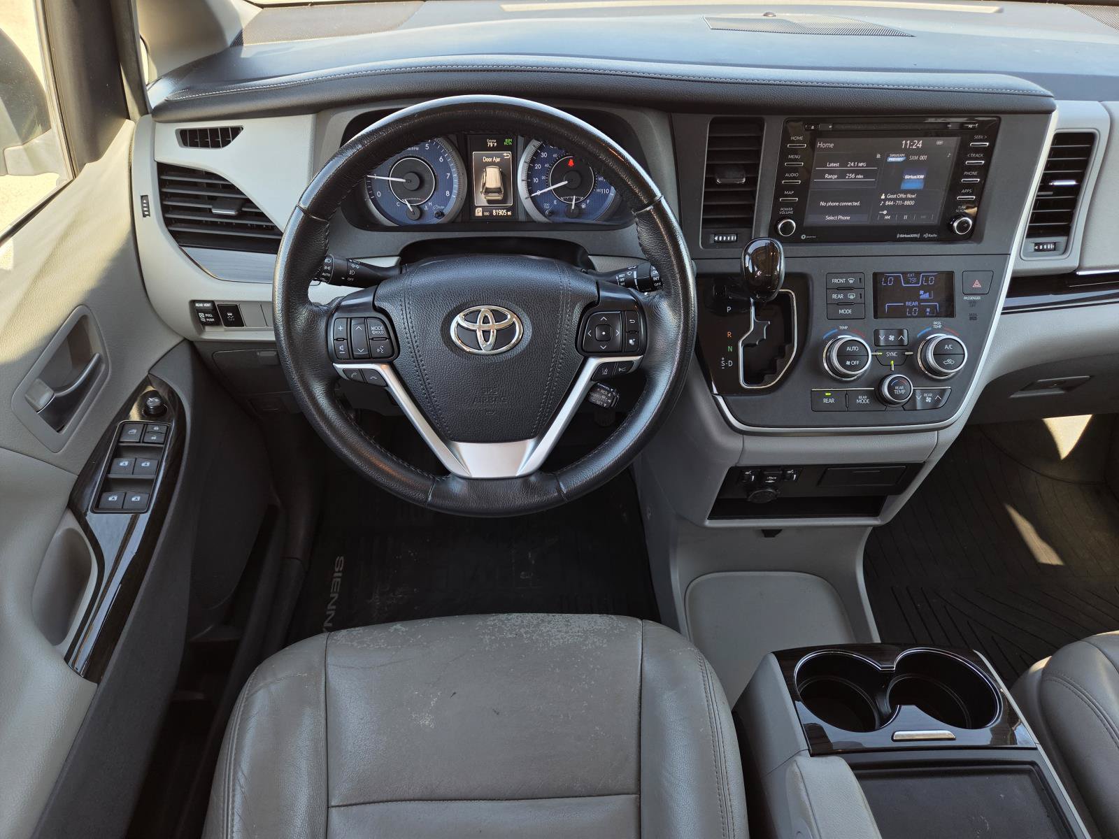 Used 2020 Toyota Sienna XLE FWD image 12