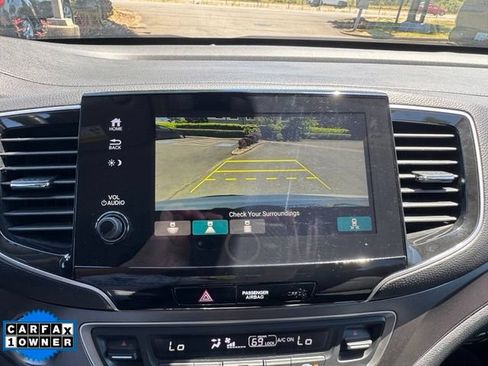 Used 2021 Honda Pilot EX image 27