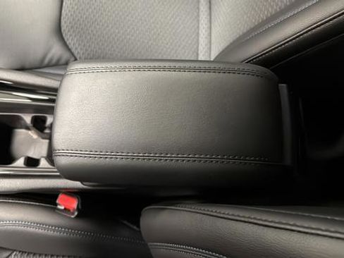 New 2026 Jeep Compass Latitude AWD/4WD image 18